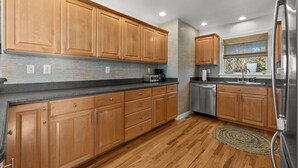 Private kitchen - Sun Realty pet-friendly oceanside Duck home w/ pool, hot tub & sound views (Duck)