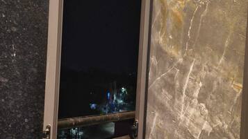 Standard Single Room, Balcony, Mountain View | Balcony