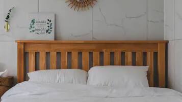 1 dormitorio, tabla de planchar con plancha, wifi gratis y ropa de cama