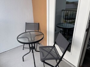 Outdoor dining - Your best vacation stay with Top Tier Amenities near all theme parks! (Davenport)