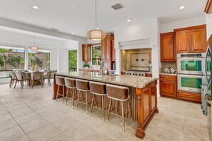 Fridge, microwave, oven, stovetop - Desert Sunset Paradise-Pool, Spa, Mini Golf, Games (Indio)