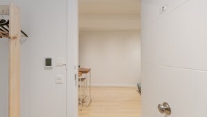 Unclassified image, 3 of 19, button - Txapitela Rooms - Perfect for 3 (Pamplona)
