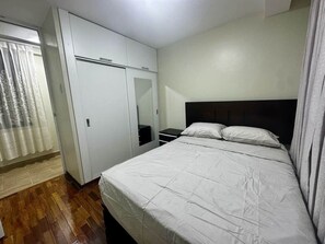 Iron/ironing board, free WiFi - Prime Location in Trujillo Near Ovalo Papal, Shopping Centers and City Center (Trujillo)