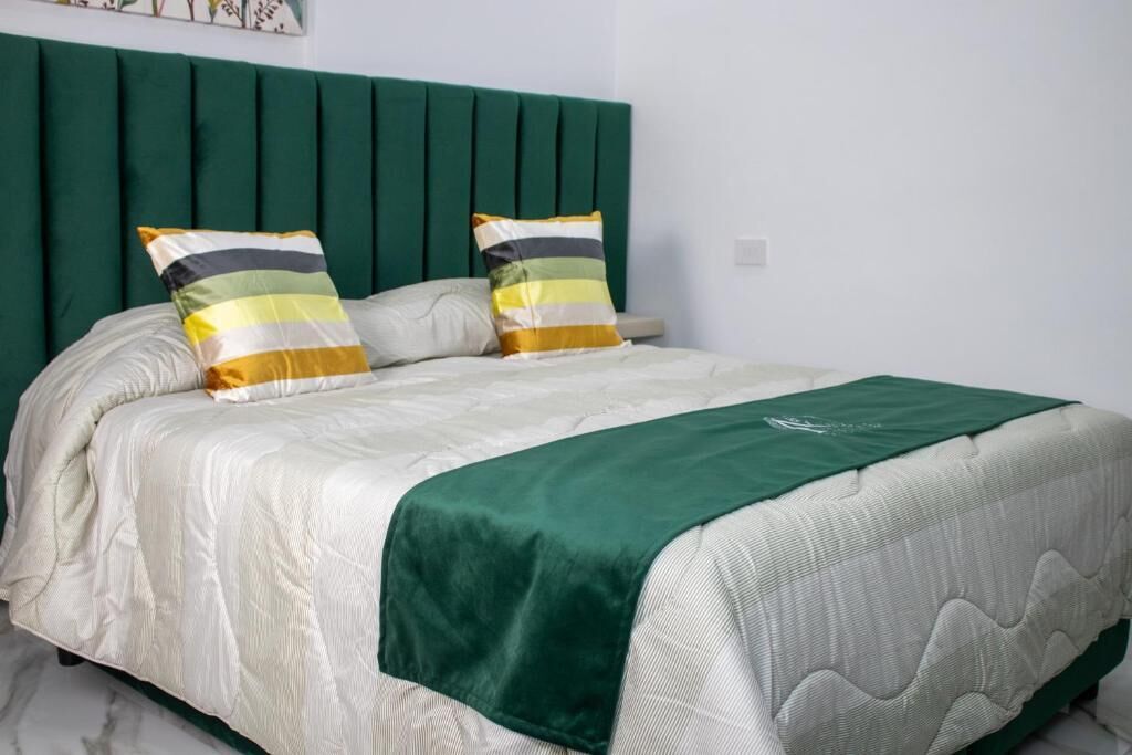Doppelzimmer, Balkon, Gartenblick