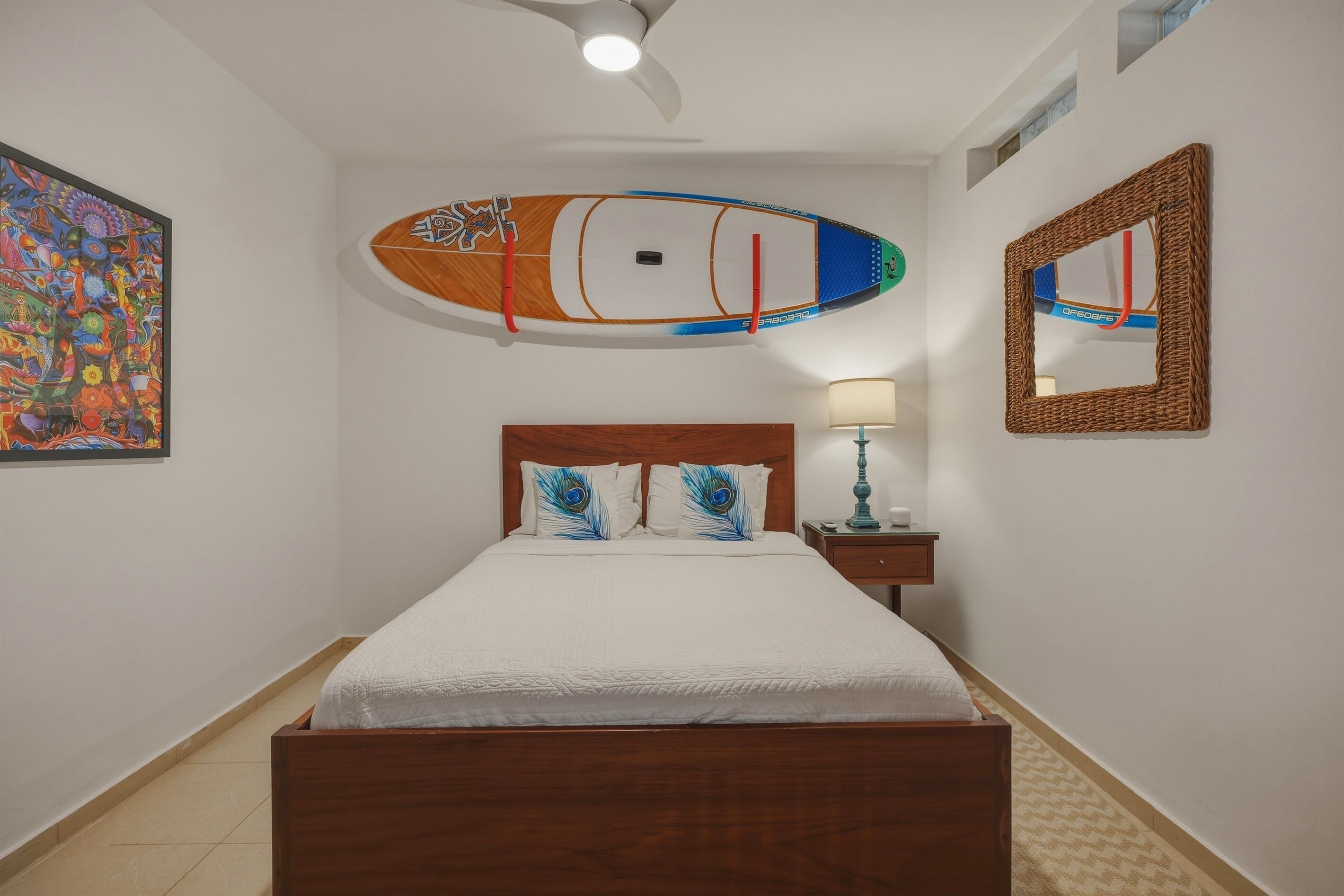 2 bedrooms, travel crib, free WiFi, bed sheets