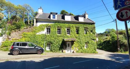 Studio du Vieux Bourg near port & beach