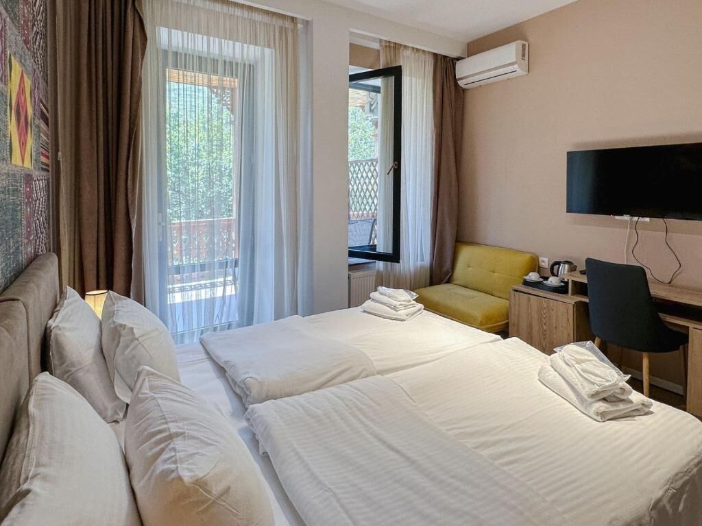 Comfort Double or Twin Room, Balcony, River View | Desk, free WiFi
