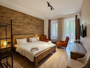 Deluxe Double Room, River View | Desk, free WiFi - River Front Mtskheta (Mtskheta)