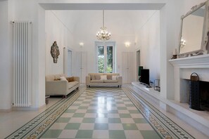 Unclassified image, 2 of 40, button - Villa 'Luciana' with Private Terrace, Wi-Fi, and Air Conditioning (Martina Franca)
