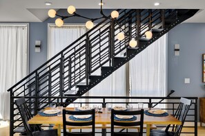 Dining - Obermiller House (Seattle)