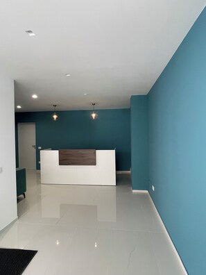 Lobby - Xenia Room (Gela)