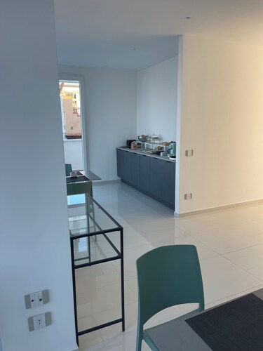 Xenia Room