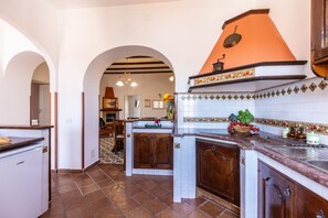 Fridge, microwave, oven, stovetop - La Palommella - Sant'Agata sui Due Golfi (Massa Lubrense)