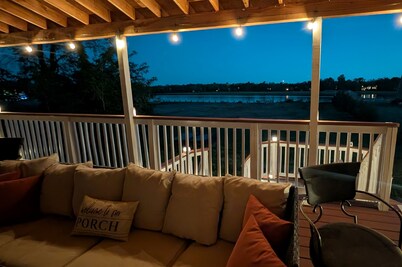 Spacious 3-bedroom house in serene Martins Beach, minutes from Philadelphia!