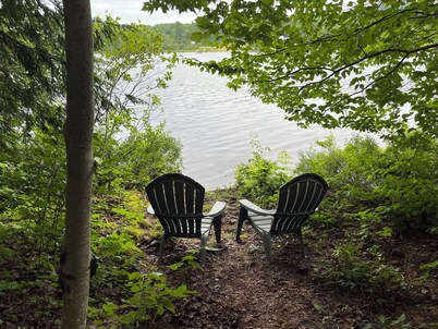 Cozy lakeside cabin on Lake Eden, Vermont
