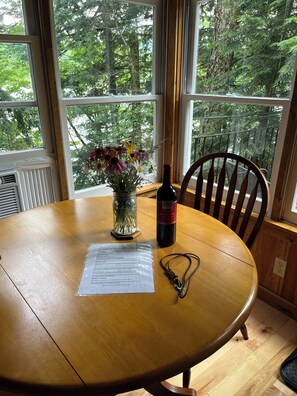 Dining - Cozy lakeside cabin on Lake Eden, Vermont (Eden)