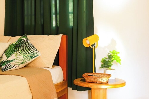 El Cabrero Apto:  AC+WiFi+Kitchen+Terrace @David