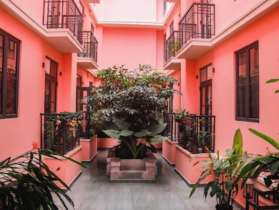 Istmo Vibes Cozy Home | SantaAna Steps from Casco