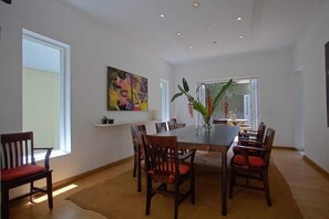 Dining - Charming house in Jardim Europa (São Paulo)