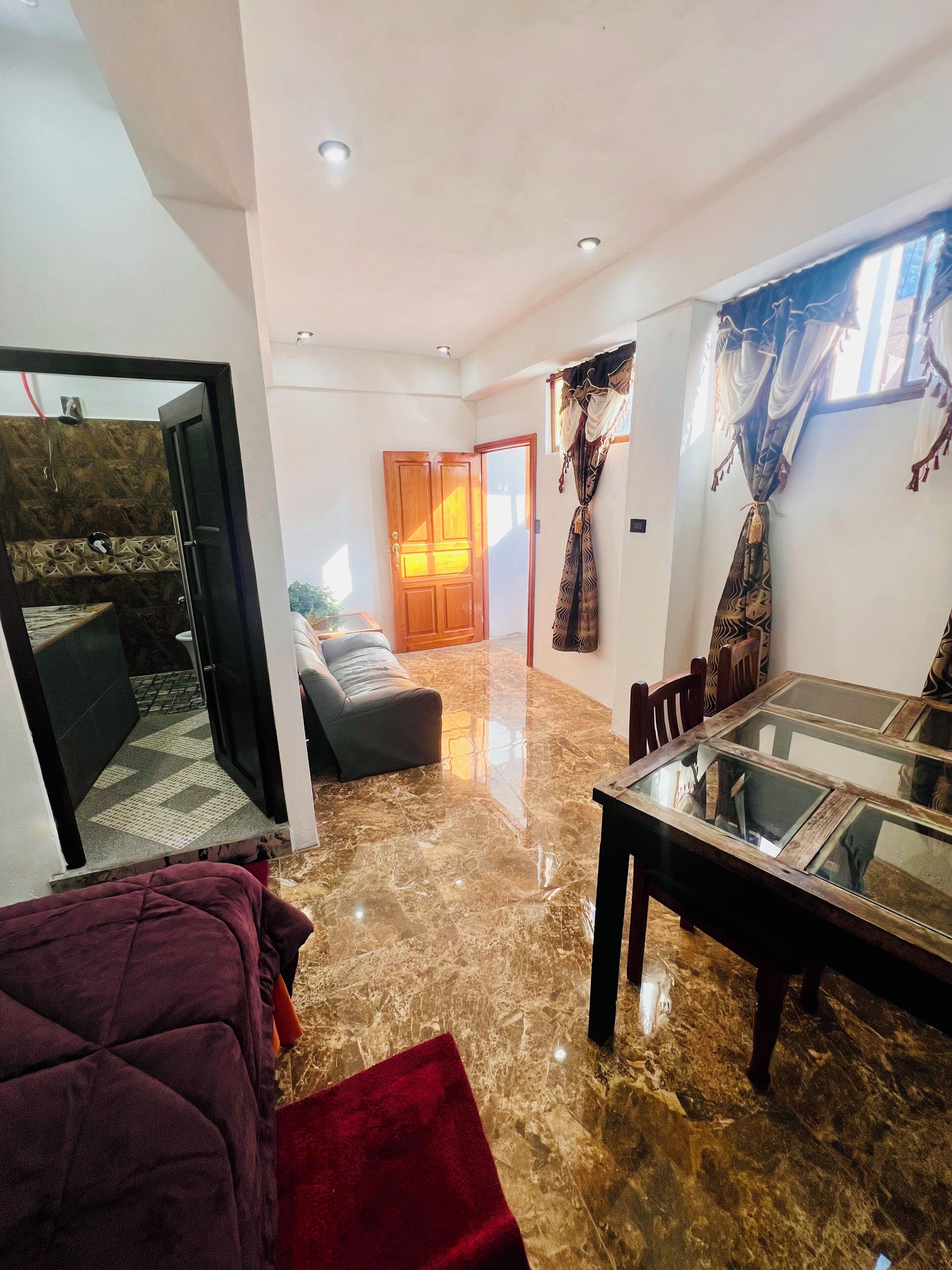 Double Room, Private Bathroom, City View | Living area
