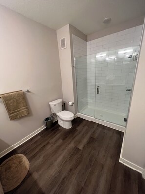 Hair dryer, towels, soap, toilet paper - Your best vacation stay with Top Tier Amenities 2.0 (Davenport)