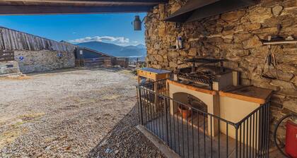La Grange de Cassiopée: Charme & möblierte Südterrasse mit Seeblick & Bergpanorama