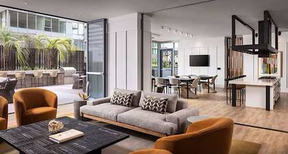 LUXE 2BR 2 Bath apartment with ameneties in beautiful downtown San Diego