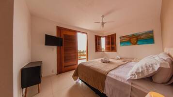 Comfort Suite, Mountain View | Iron/ironing board, free WiFi
