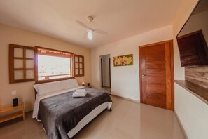Kamar Double, pemandangan gunung | Setrika/meja setrika dan Wi-Fi gratis