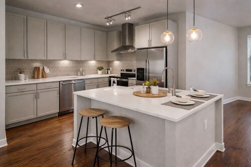 Stylish Dallas stay—perfect World Cup home base near the action.