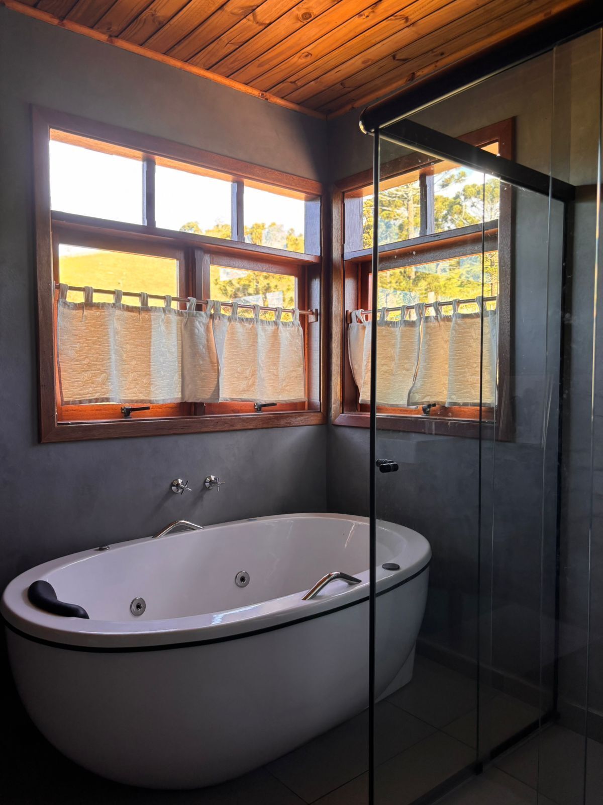 Deluxe House, 1 Bedroom, Patio, Mountain View | Bathroom | Towels, soap, shampoo, toilet paper