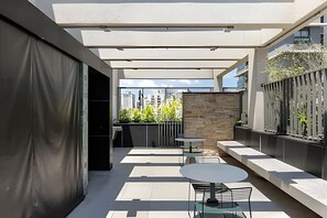 Outdoor dining - Vrbo Property (São Paulo)