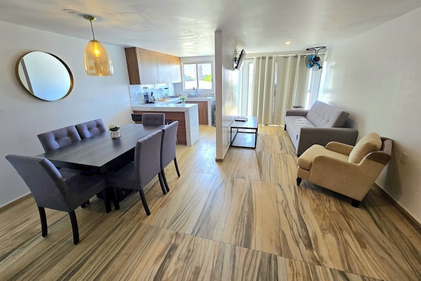 Comfort Apartment, Courtyard View | Interior