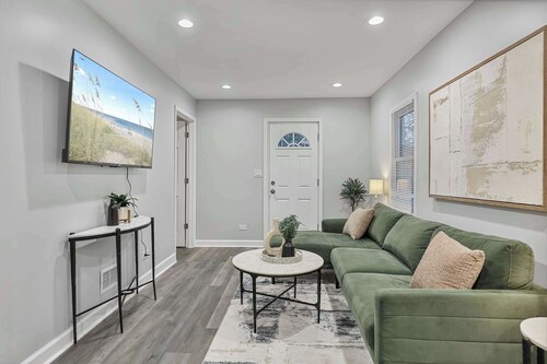 Cozy 4BR 2BA Worth Home