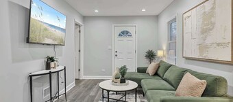 Cozy 4BR 2BA Worth Home