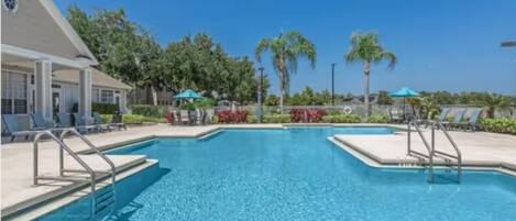 Outdoor pool, a heated pool