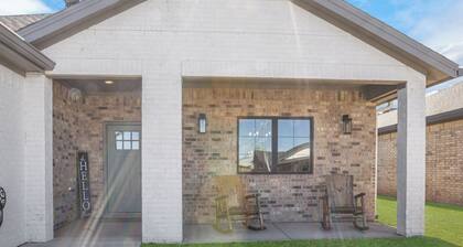 Family Friendly Lubbock Home Near Tech