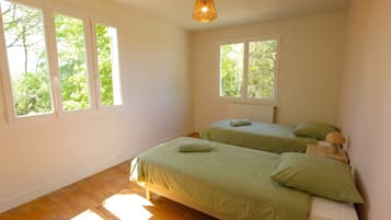 10 slaapkamers, gratis wifi, beddengoed