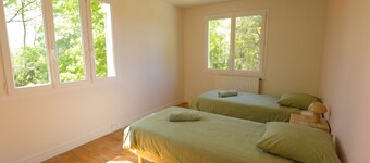 So Villas Boissière (79) - Heated pool - Basketball - 2 hours from Nantes - 30 people.