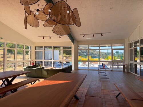 So Villa Poncin (01) - Indoor and outdoor pools - Citystade - 1 hour from Lyon/Geneva - Sleeps 60.