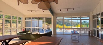 So Villa Poncin (01) - Indoor and outdoor pools - Citystade - 1 hour from Lyon/Geneva - Sleeps 60.