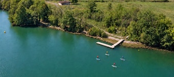 So Villa Poncin (01) - Indoor and outdoor pools - Citystade - 1 hour from Lyon/Geneva - Sleeps 60.