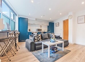Living area - Nottingham CityCentre, Netflix, Smart Tv, Fast Wifi and Free Parking (Nottingham)