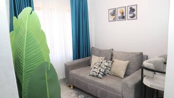 Apartment, 1 Bedroom | Living room