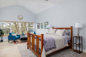 Ferienhaus, Mehrere Betten, Terrasse, Gartenblick (Casa Mariposa Retreat) | 3 Schlafzimmer, individuell dekoriert, individuell eingerichtet