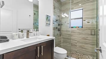 Comfort Room | Bathroom