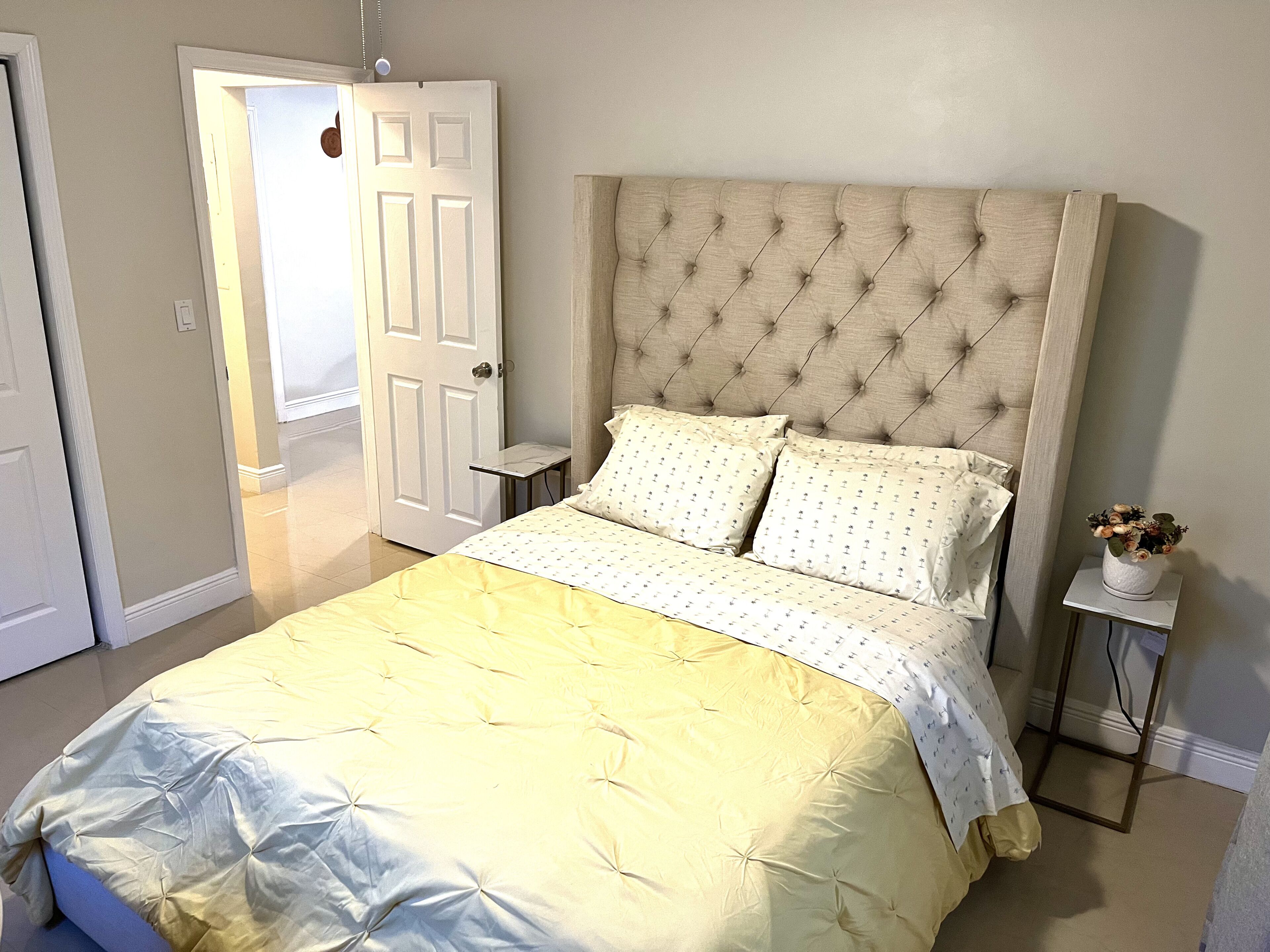 3 bedrooms, desk, iron/ironing board, free WiFi