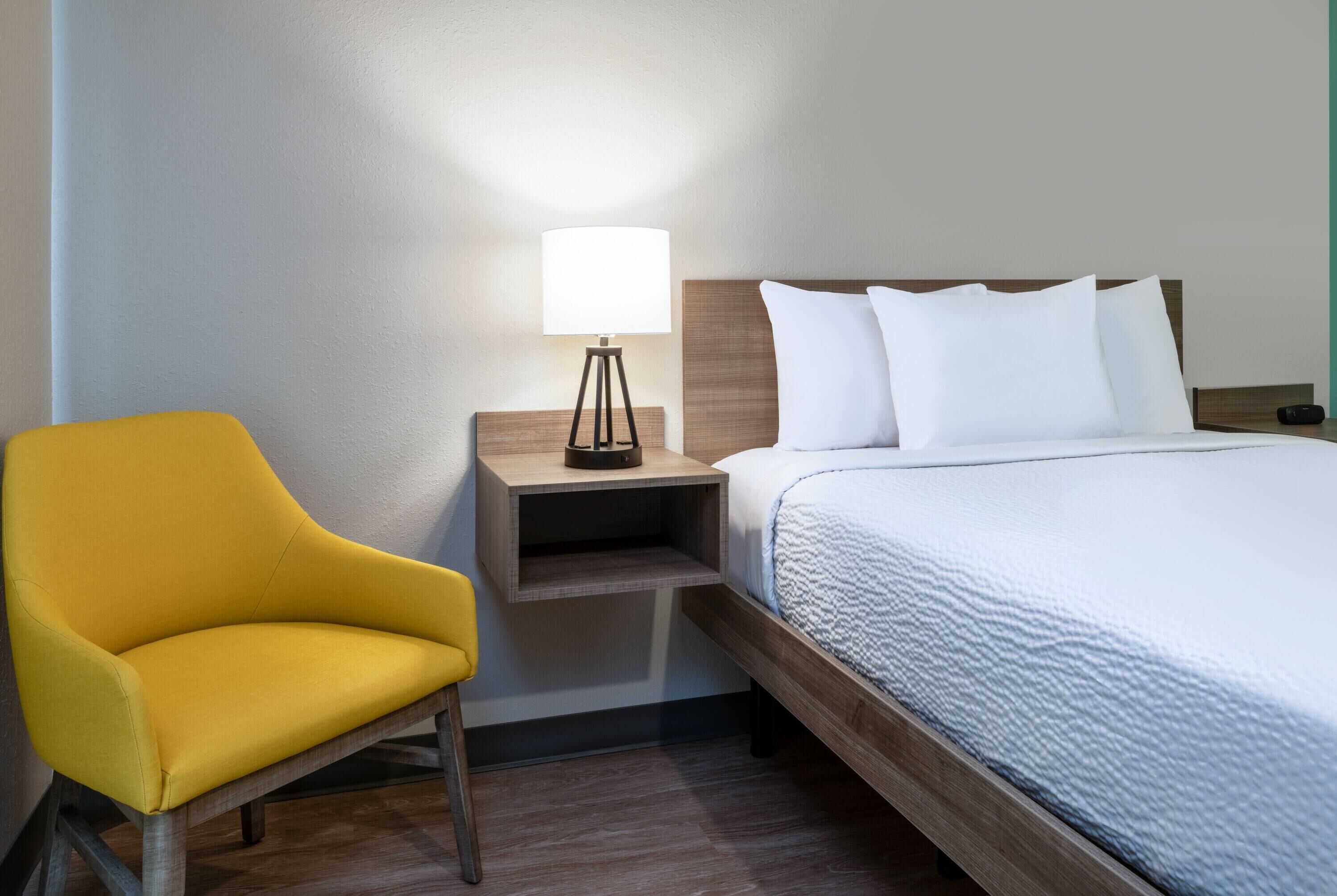 Suite, 1 Queen Bed, Non Smoking