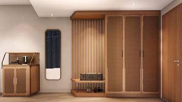 Premium bedding, free minibar, in-room safe, desk