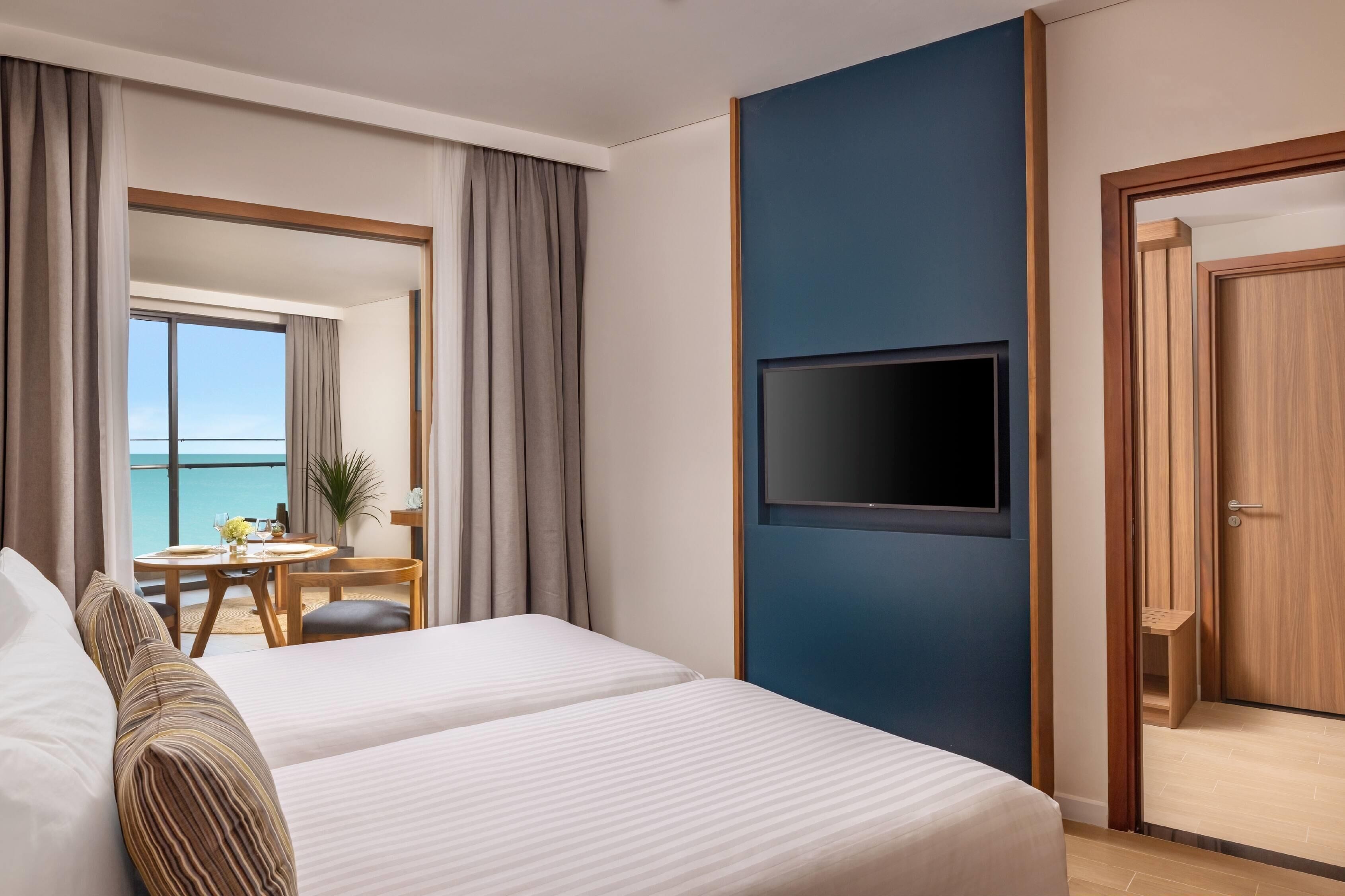 Family Suite, Multiple Beds, Sea View (Grand) | Premium bedding, free minibar, in-room safe, desk